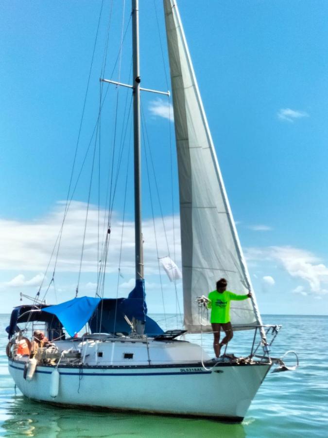 Hostal Holbox Bagian luar foto